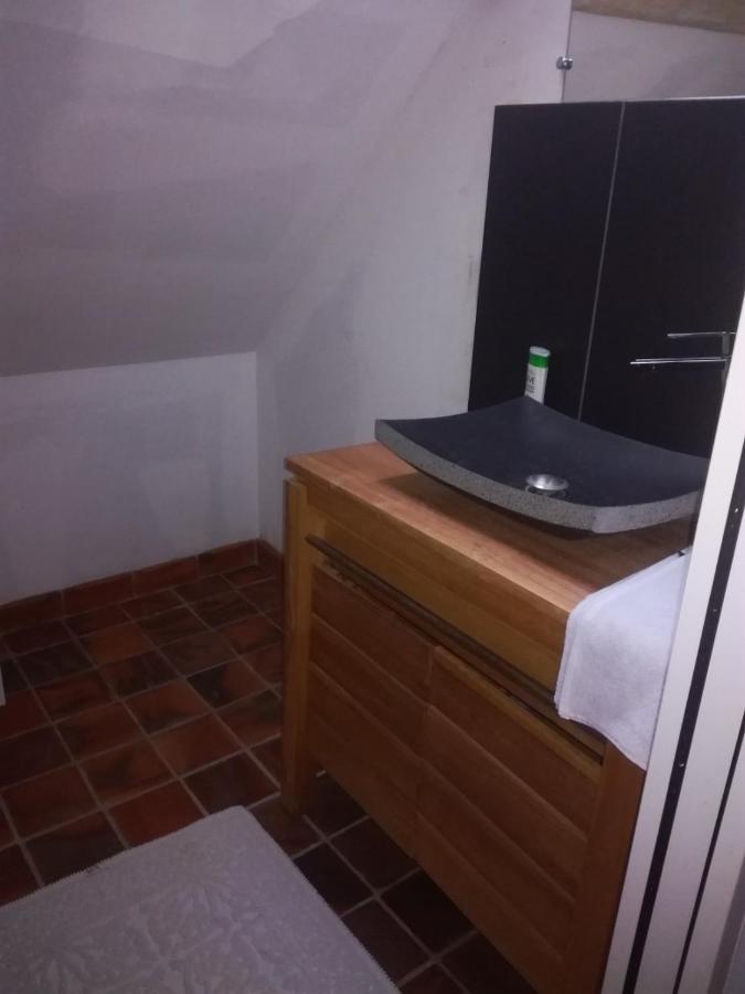 Chambre D'Hote Monthodon エクステリア 写真